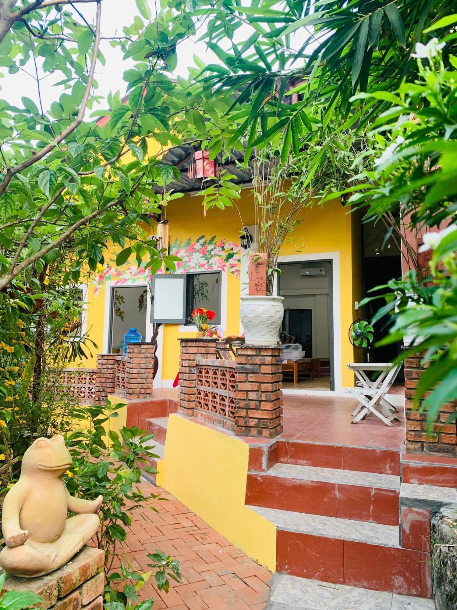 Hue Lotus Homestay Bagian luar foto