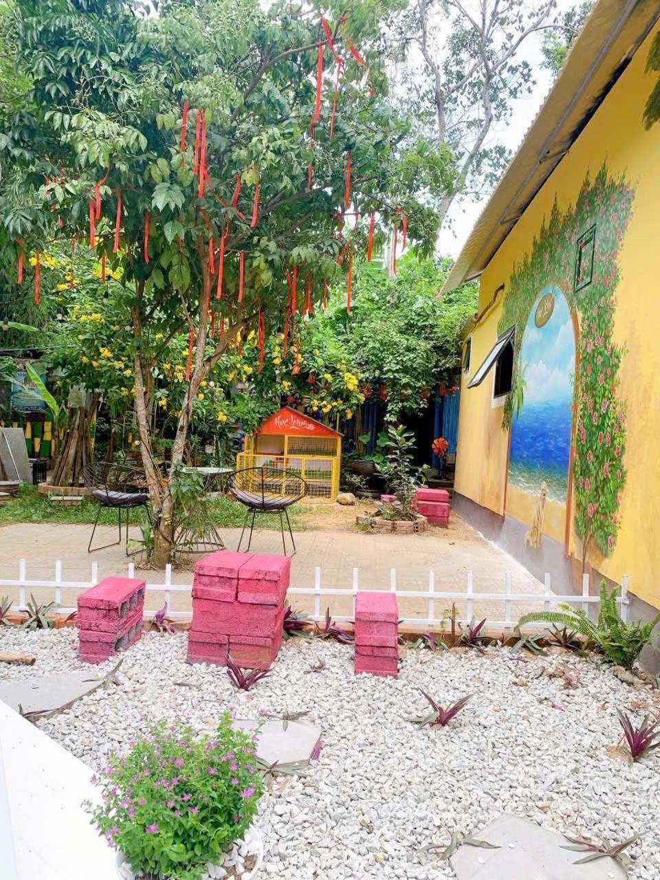 Hue Lotus Homestay Bagian luar foto