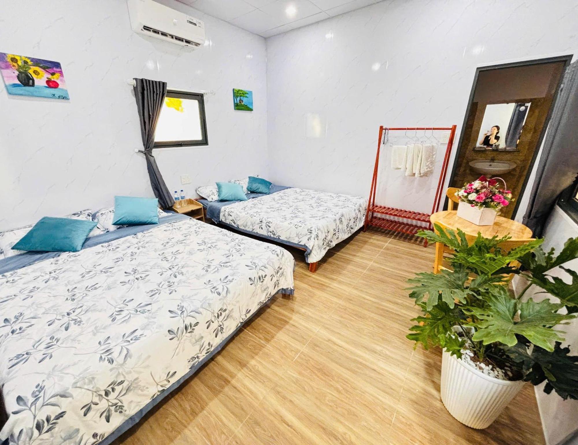 Hue Lotus Homestay Bagian luar foto